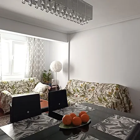 Centro. Bahia. Estaciones. شقة سانتاندر